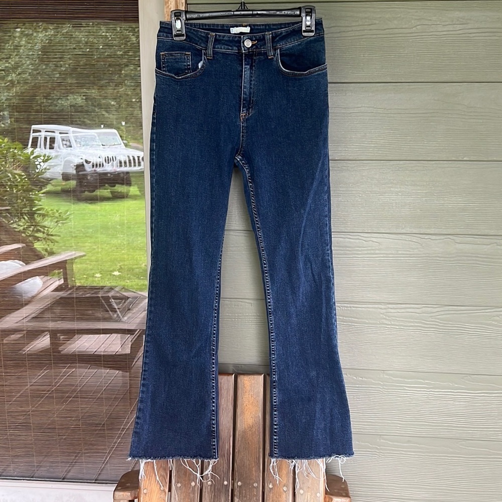 Brandy Melville Frayed Hem Jeans - Italian size 40 or   26x28 1/2